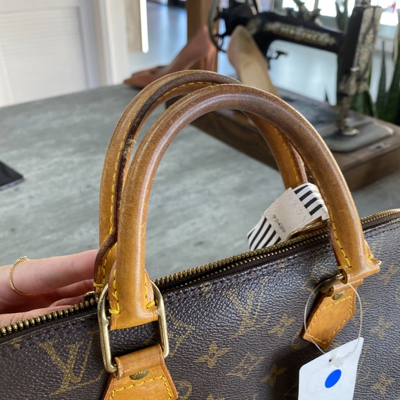 Louis Vuitton Vintage Alma MM Monogram Canvas - Picture 9 of 12